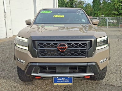 2022 Nissan Frontier Base