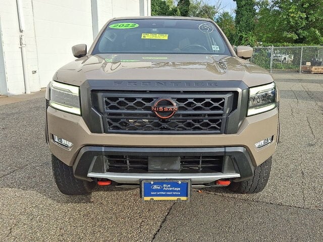 2022 Nissan Frontier Base