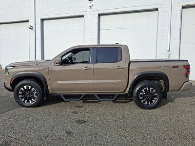 2022 Nissan Frontier Base