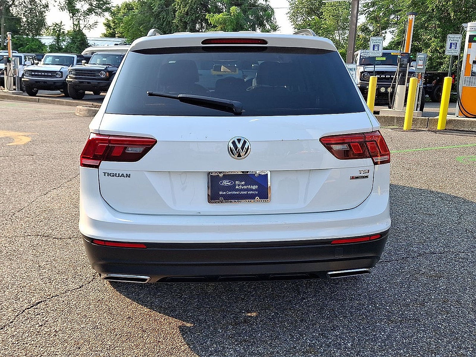 2018 Volkswagen Tiguan S
