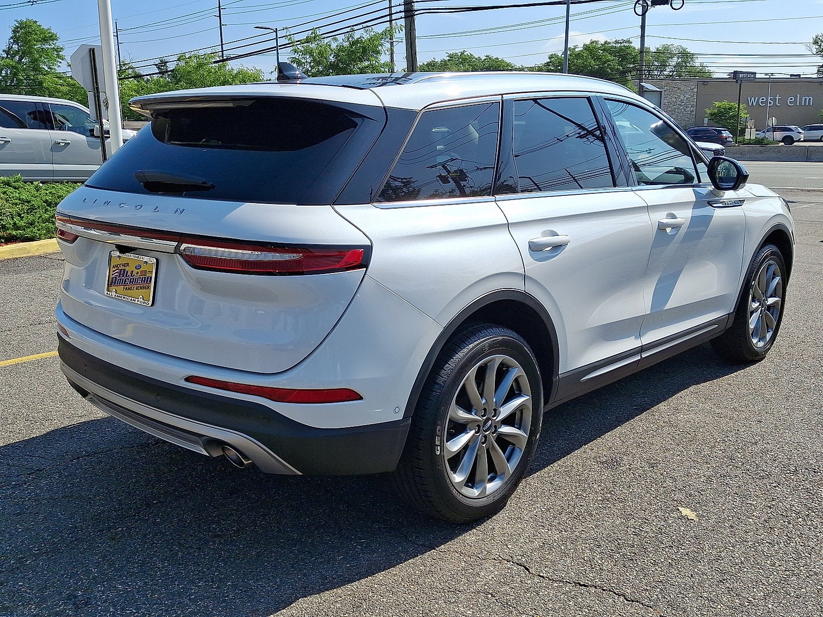 2022 Lincoln Corsair Standard