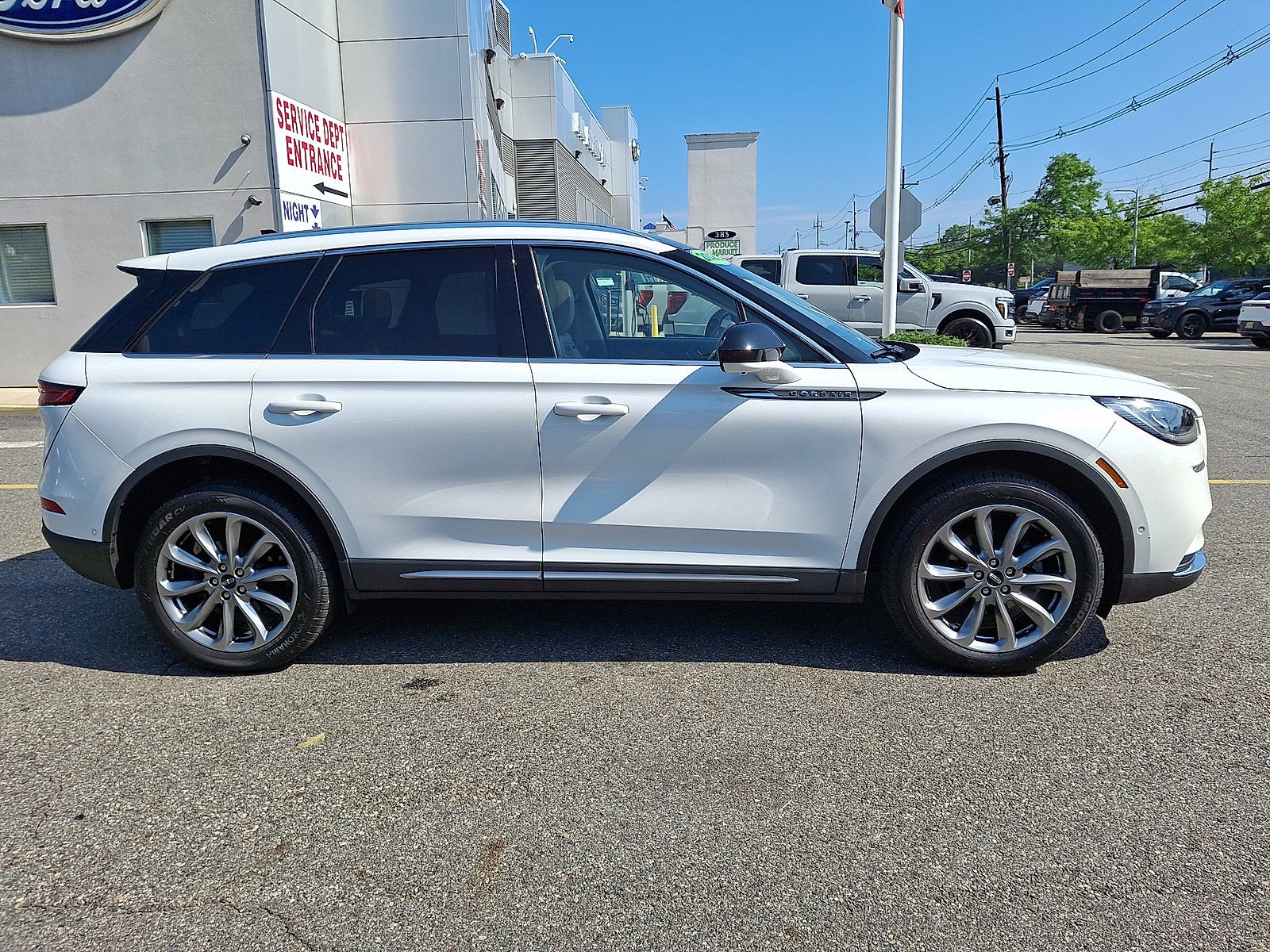 2022 Lincoln Corsair Standard