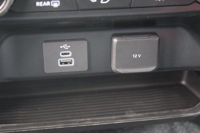 2025 Ford Chassis Cab F-550® XL