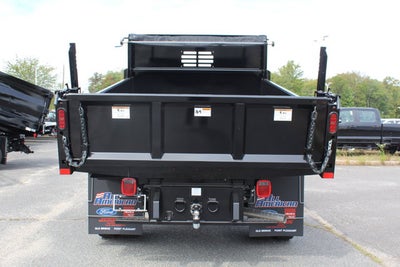 2025 Ford Chassis Cab F-550® XL