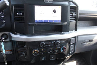 2025 Ford Chassis Cab F-550® XL