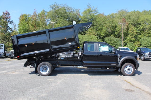 2025 Ford Chassis Cab F-550® XL