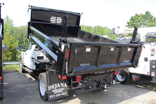 2025 Ford Chassis Cab F-550® XL