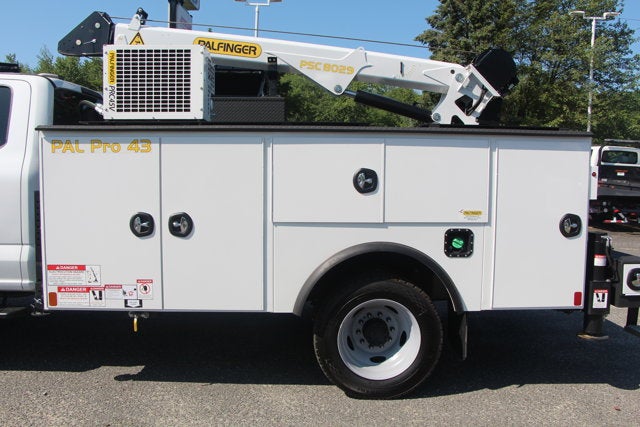 2025 Ford Open Service Utility 11 FT Crane Super Cab F550 4x4