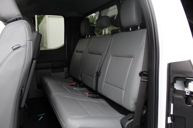 2025 Ford Chassis Cab F-350® XL