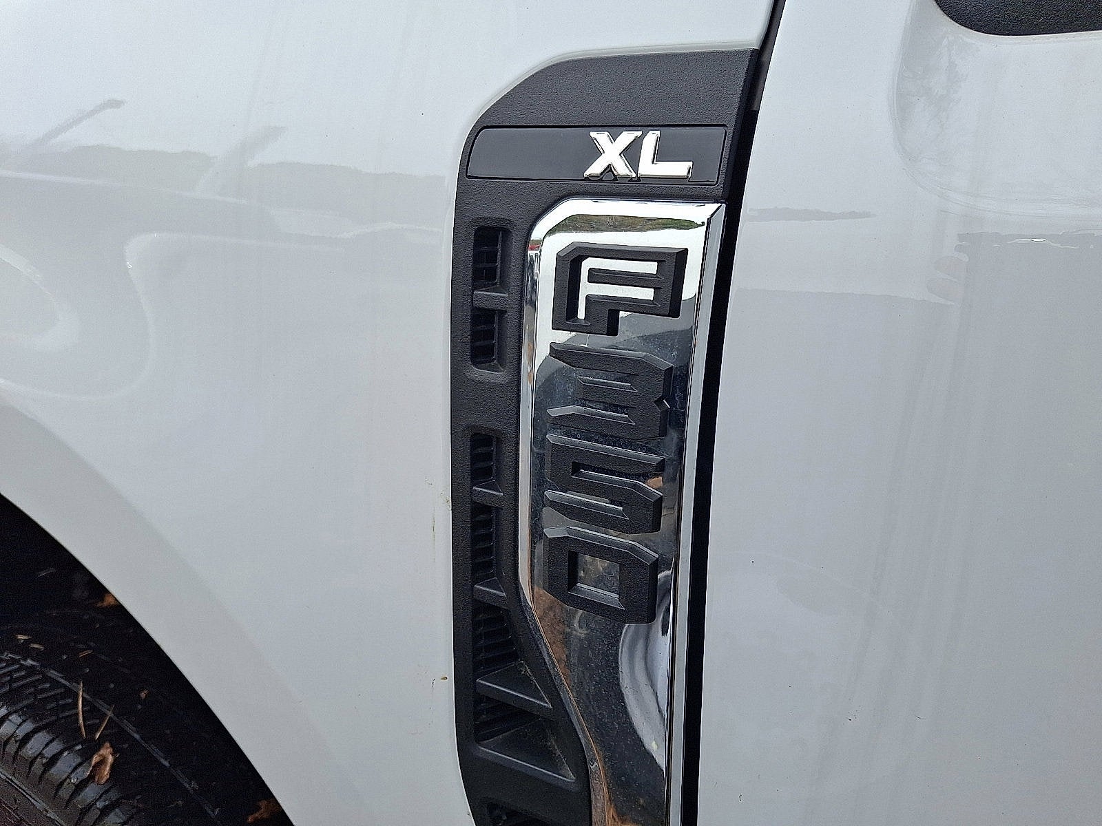 2026 Ford Chassis Cab F-350® XL