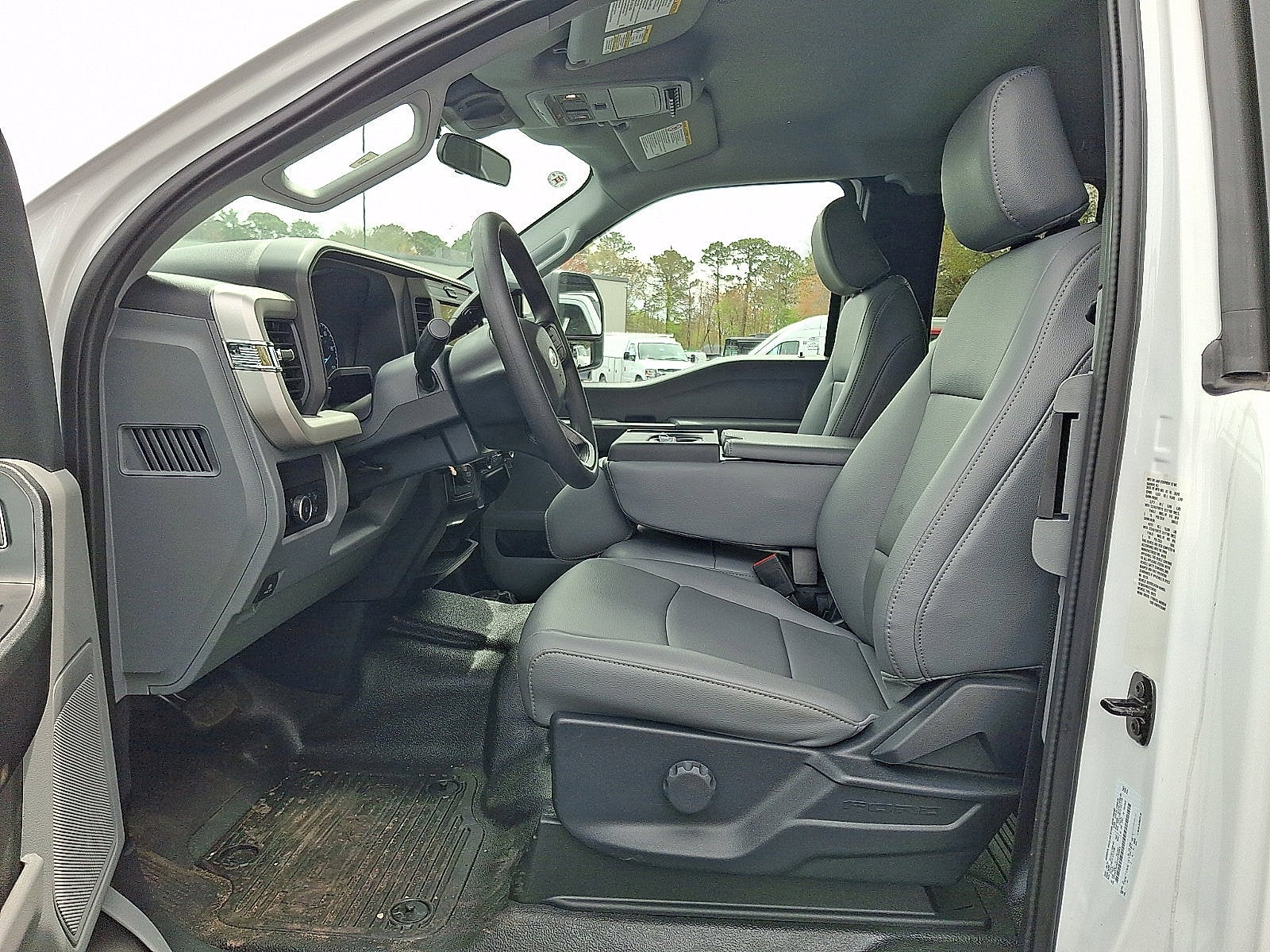2026 Ford Chassis Cab F-350® XL