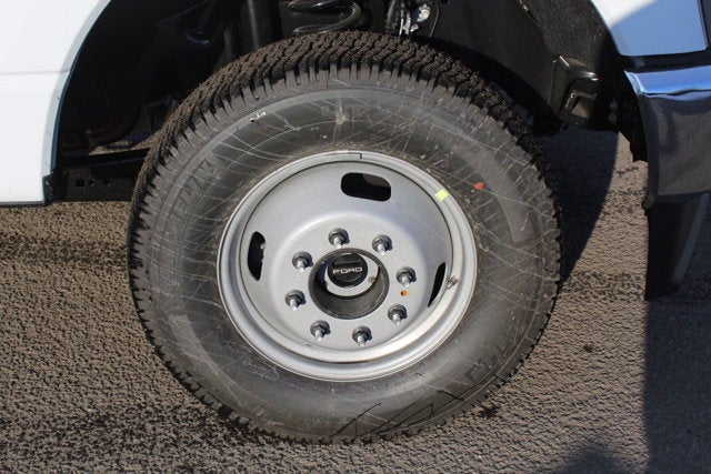 2026 Ford Chassis Cab F-350® XL