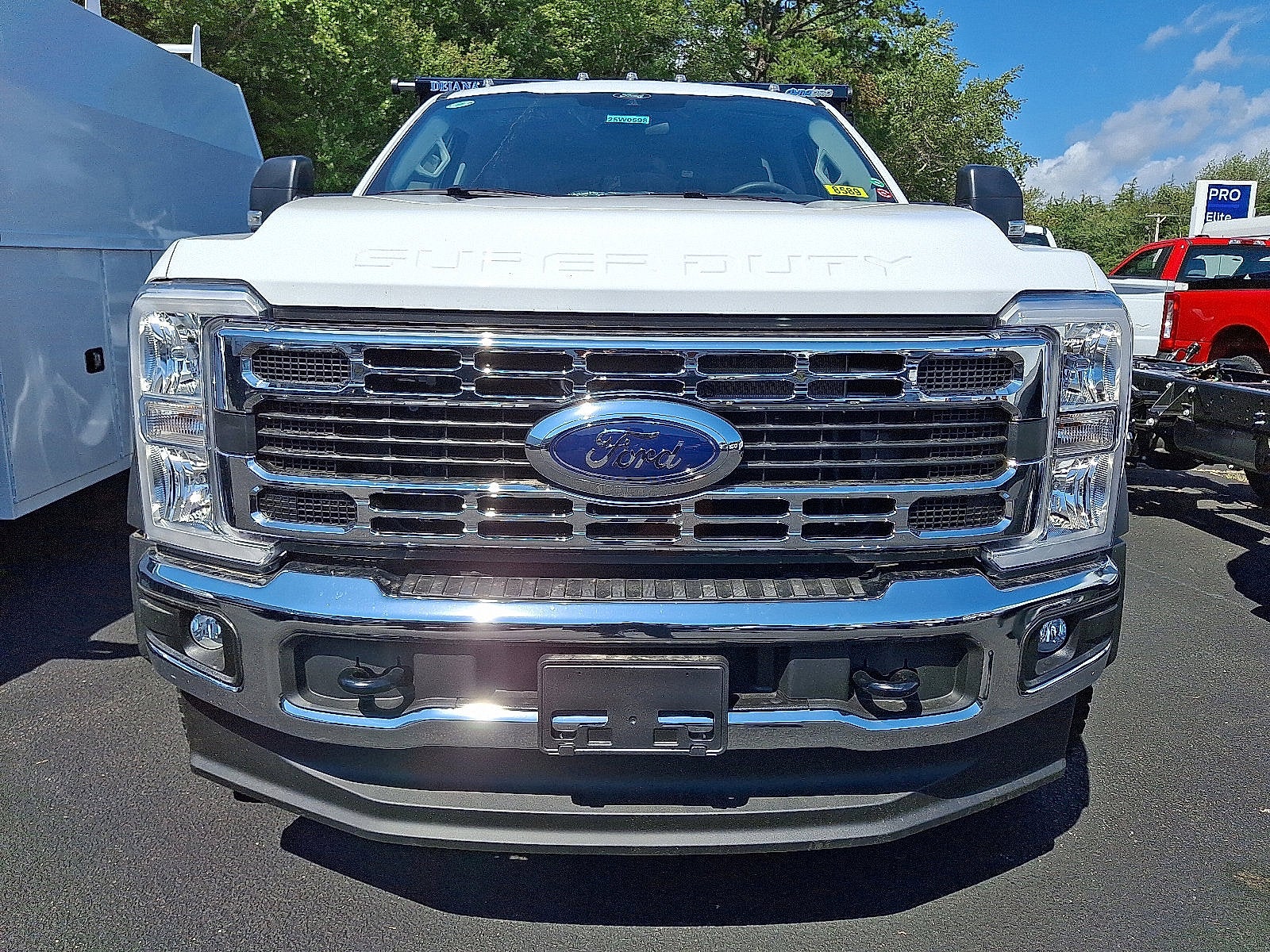 2025 Ford Chassis Cab F-550® XL