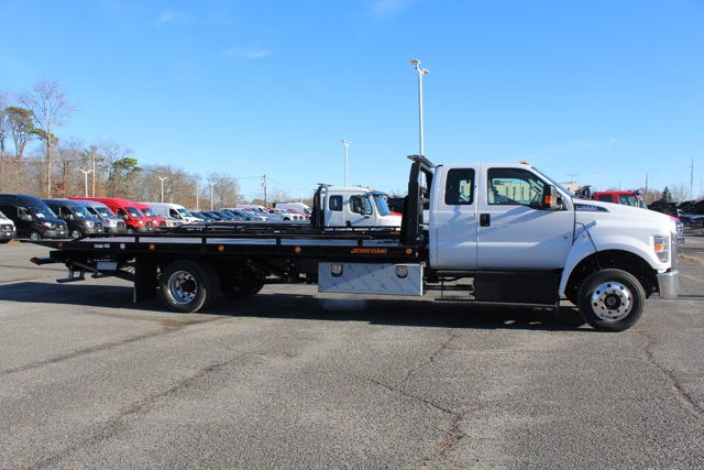 2026 Ford F-650 Jerr-Dan 6-Ton Steel XLP SD Carrier
