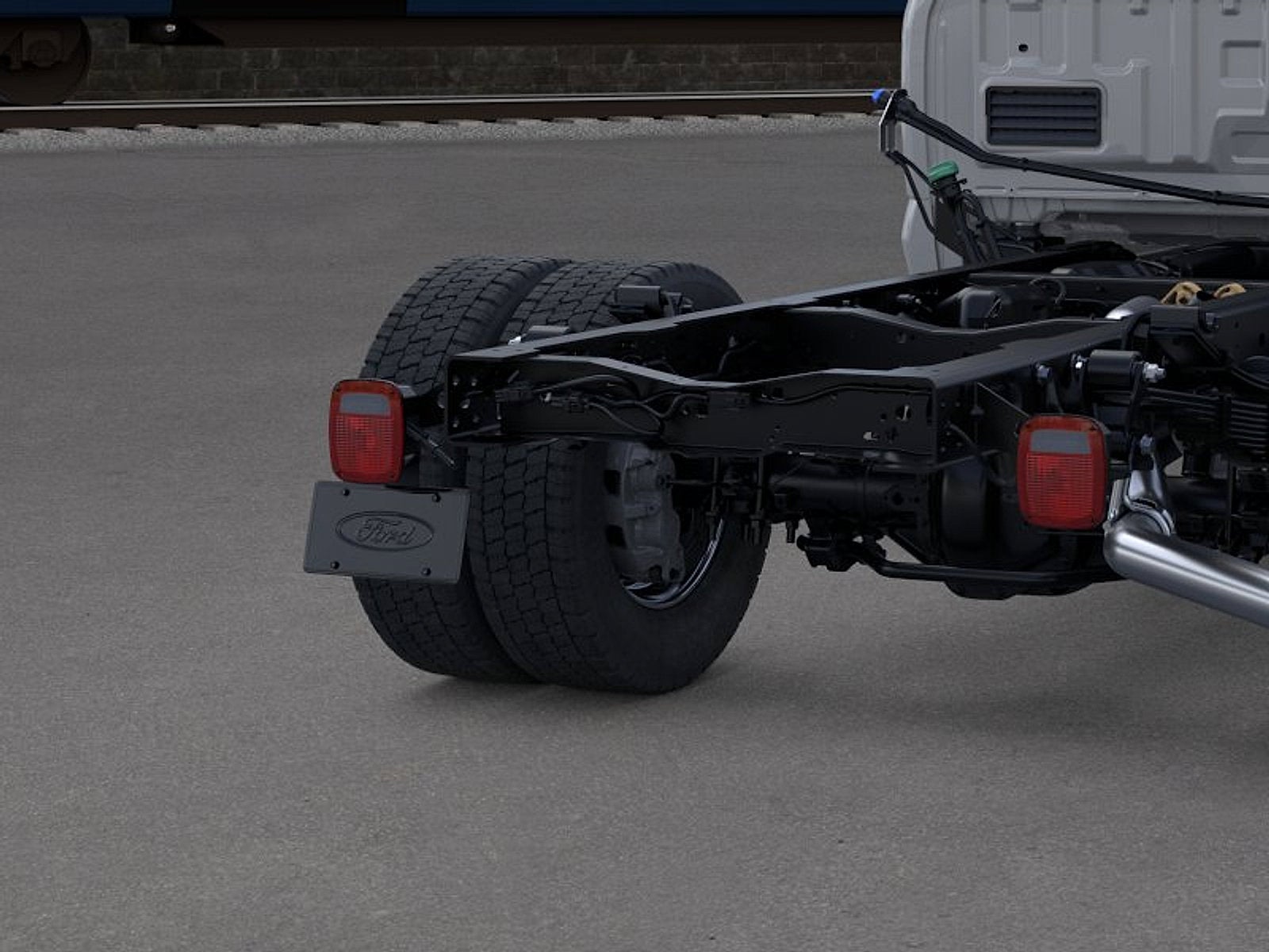 2026 Ford Super Duty F-550 DRW LARIAT