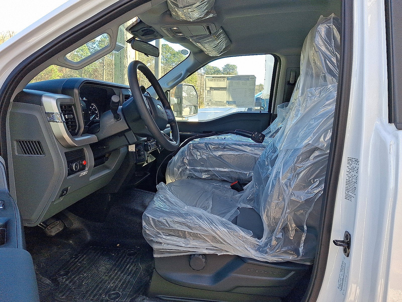 2025 Ford Chassis Cab F-550® XL