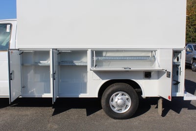 2027 Ford Econoline Cutaway E-350 SRW
