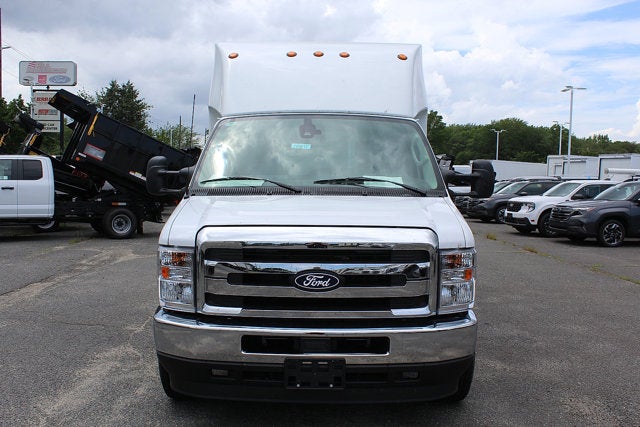 2026 Ford Econoline Cutaway E-350 SRW