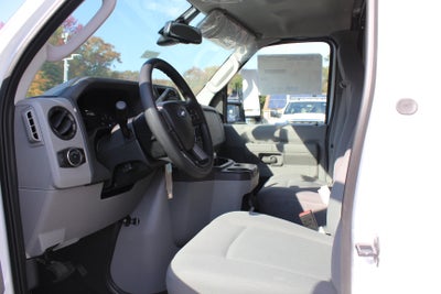 2027 Ford Econoline Cutaway E-350 SRW