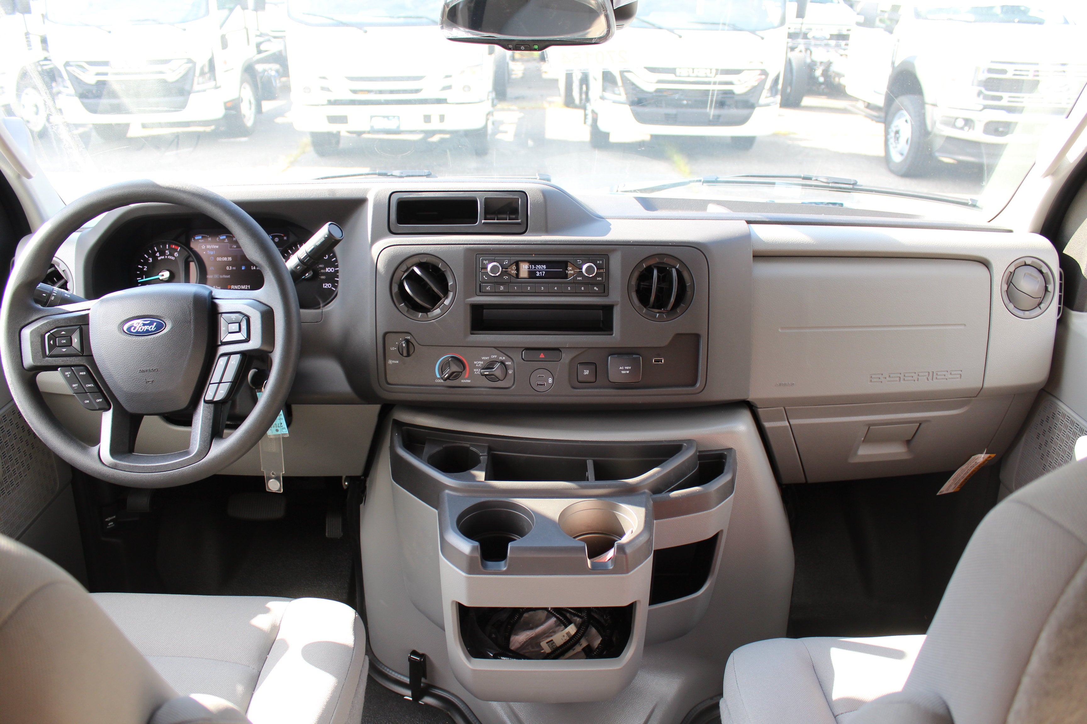 2027 Ford Econoline Cutaway E-350 SRW