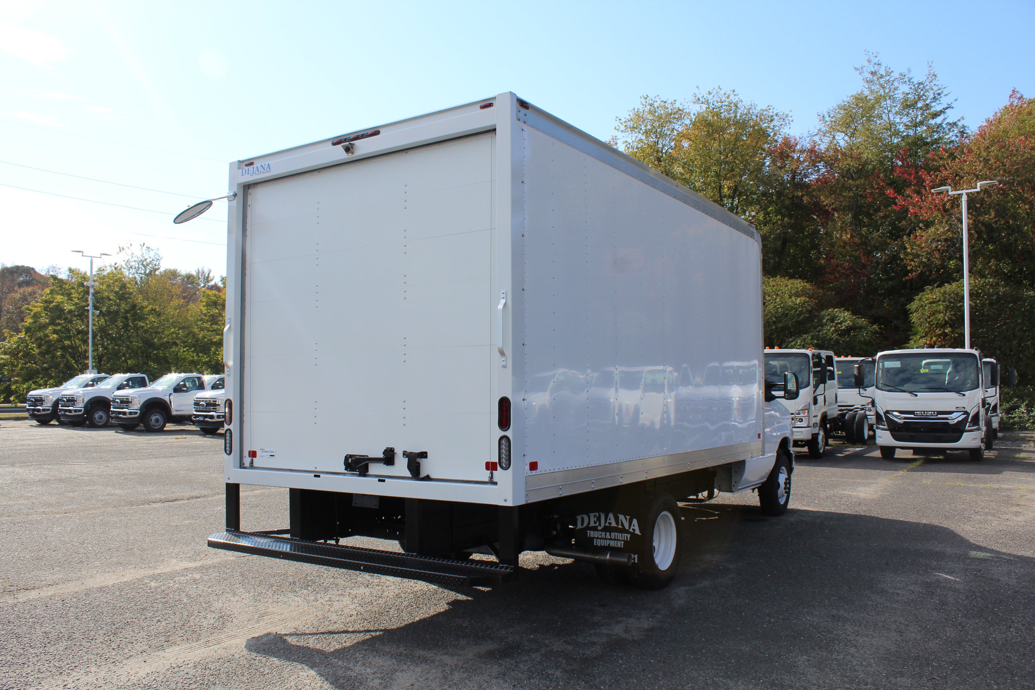 2027 Ford Econoline Cutaway E-350 SRW