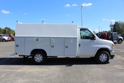 2026 Ford Econoline Cutaway E-350 SRW