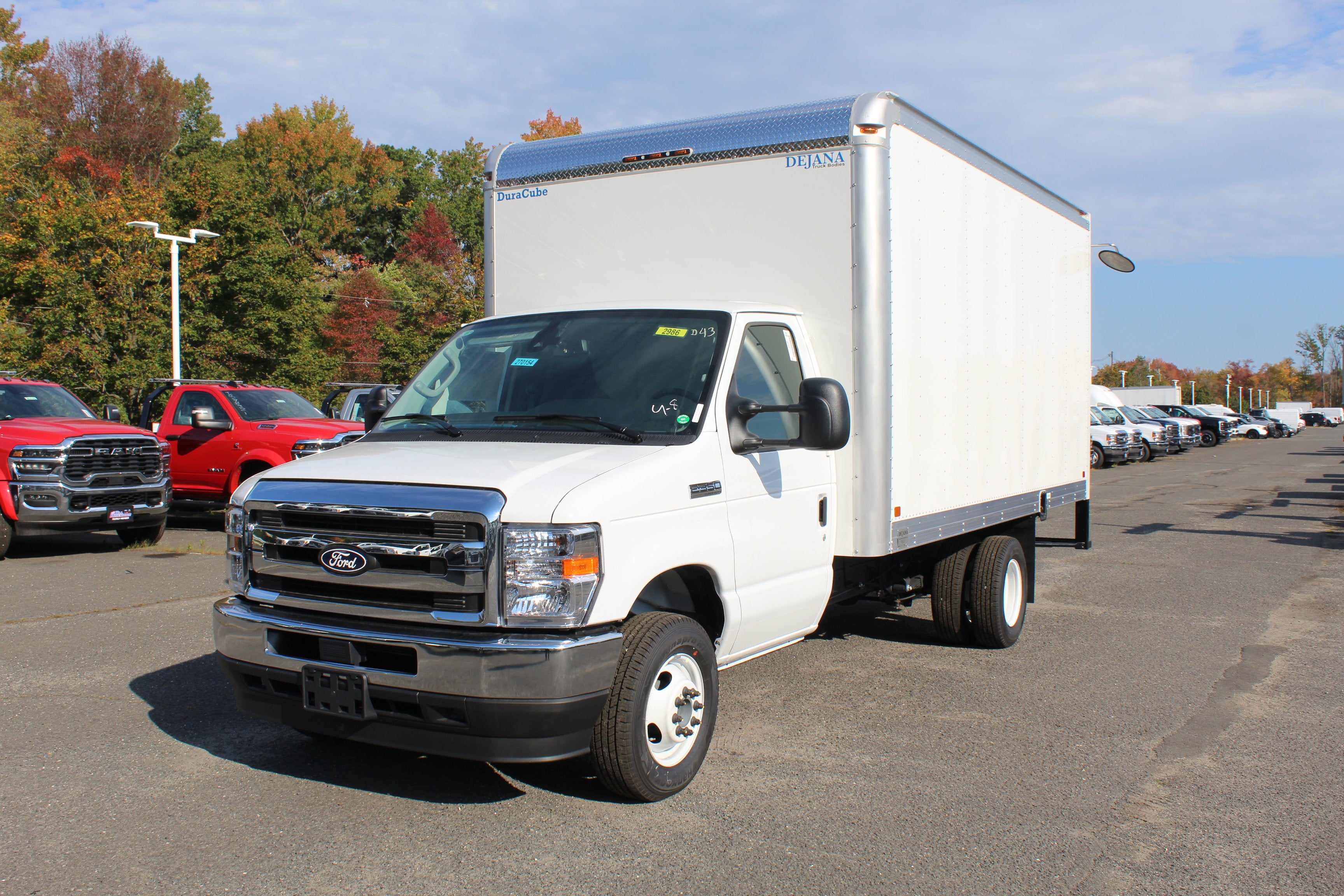 2027 Ford Econoline Cutaway E-350 SRW