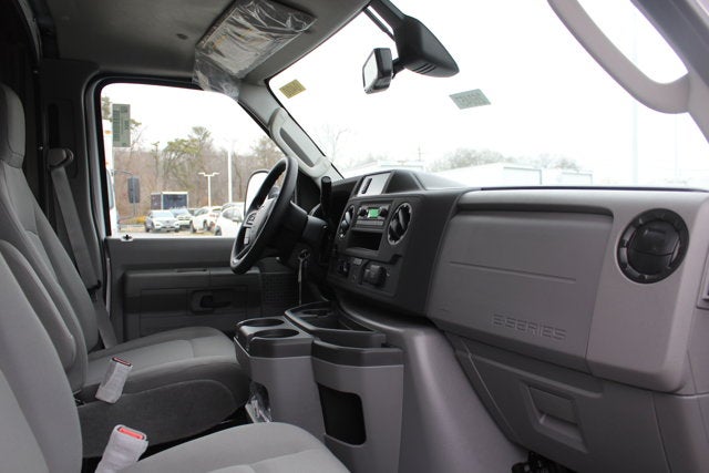 2026 Ford Econoline Cutaway E-450 DRW