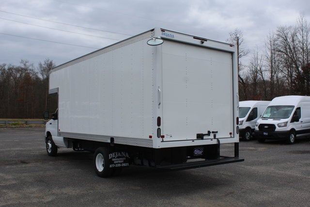 2026 Ford Econoline Cutaway E-450 DRW