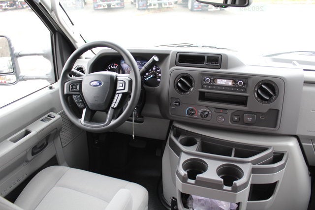 2026 Ford Econoline Cutaway E-450 DRW