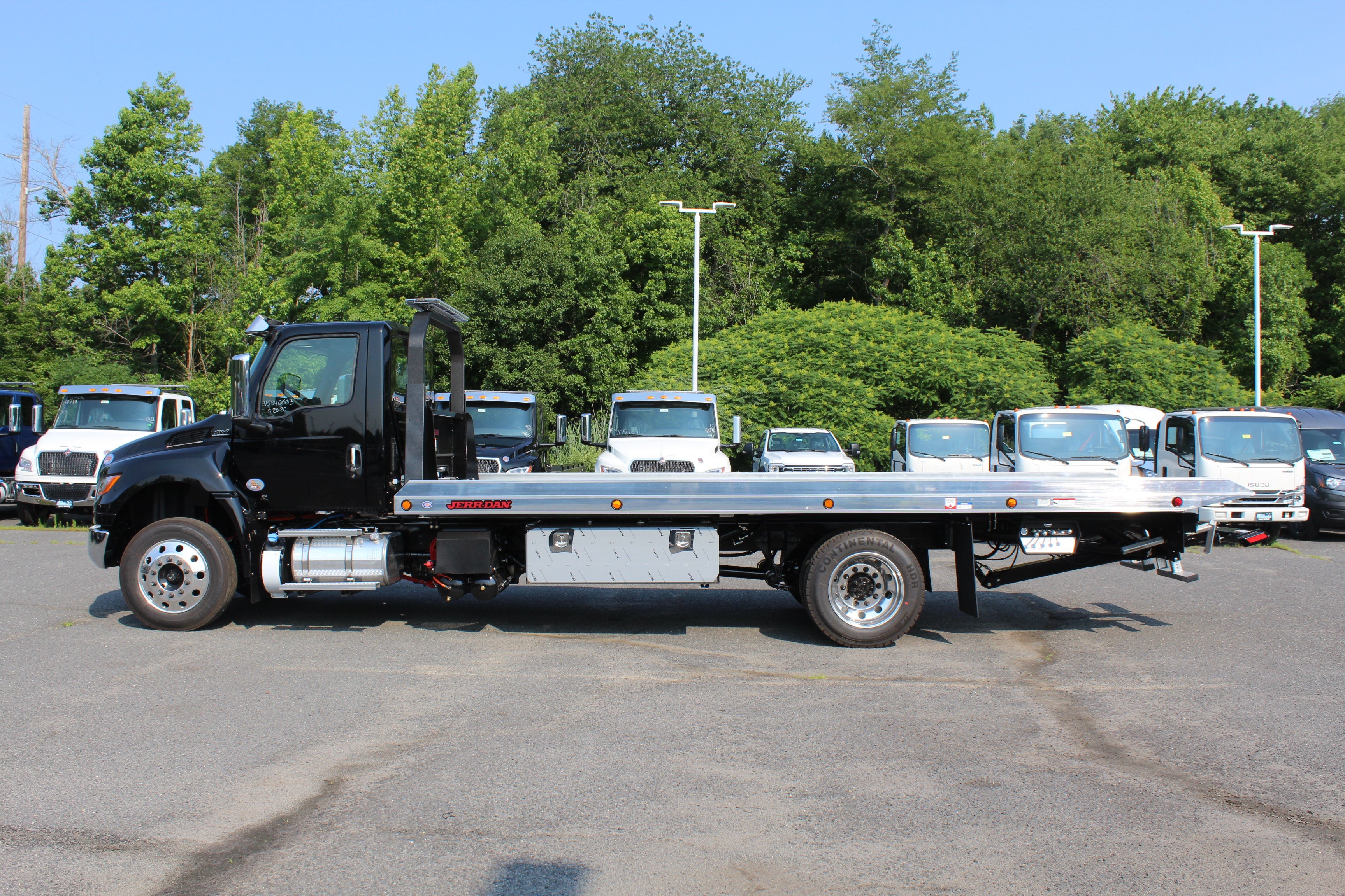 2027 International MV607 Jerr-Dan 6-Ton Aluminum XLP SD Carrier