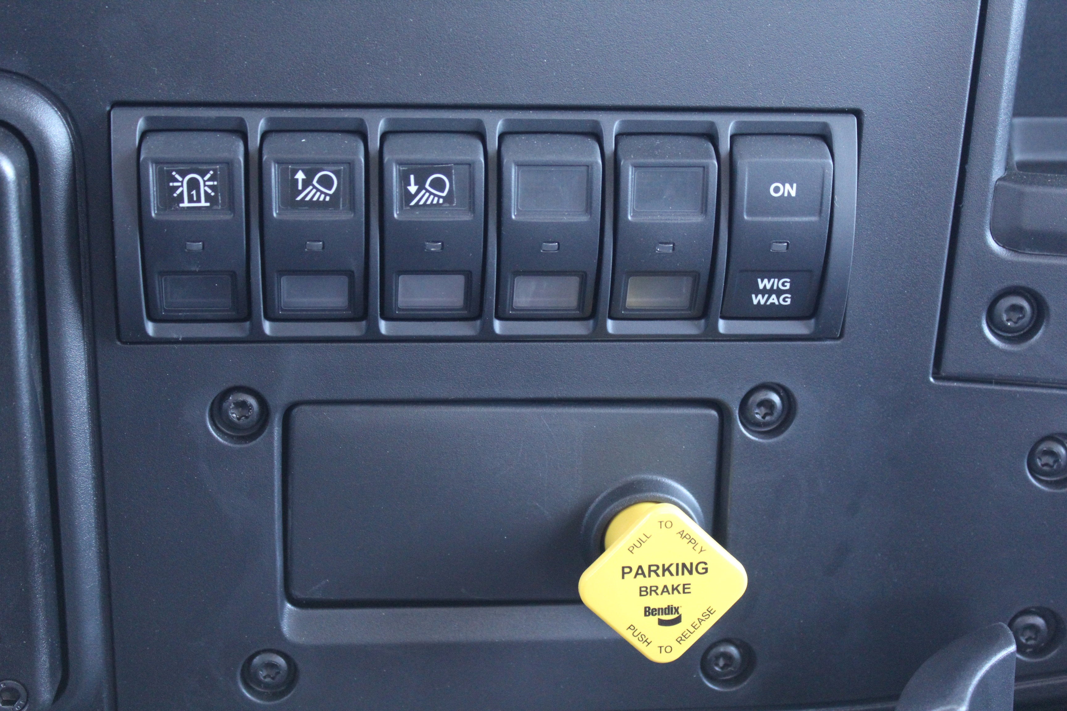 2026 International MV607 Jerr-Dan 6-Ton Steel XLP SD Carrier