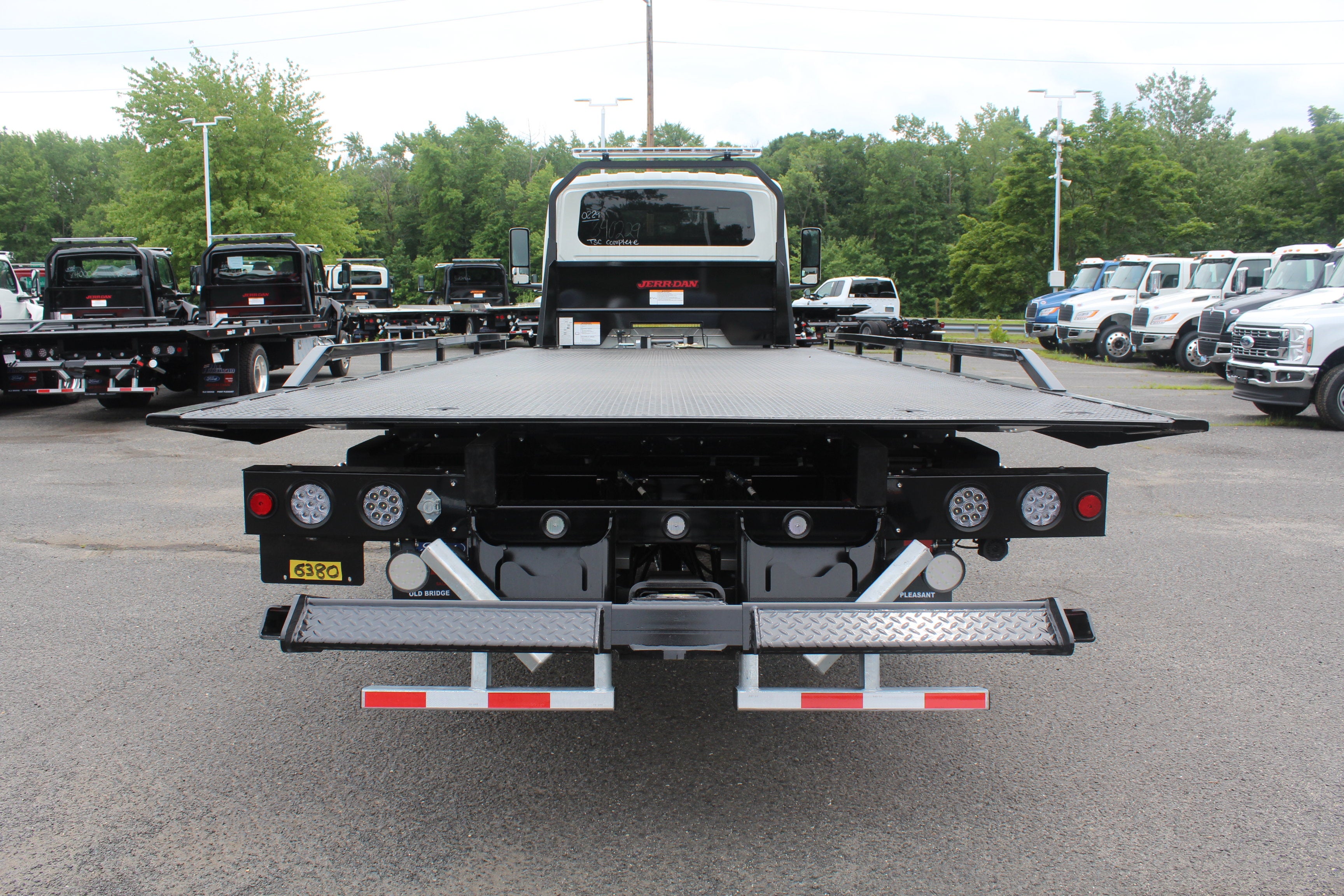 2027 International MV607 Jerr-Dan 6-Ton Steel XLP SD Carrier