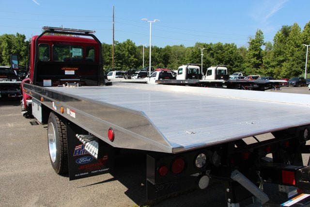 2025 Peterbilt 536 22' Aluminum XLP Jerr-Dan Carrier