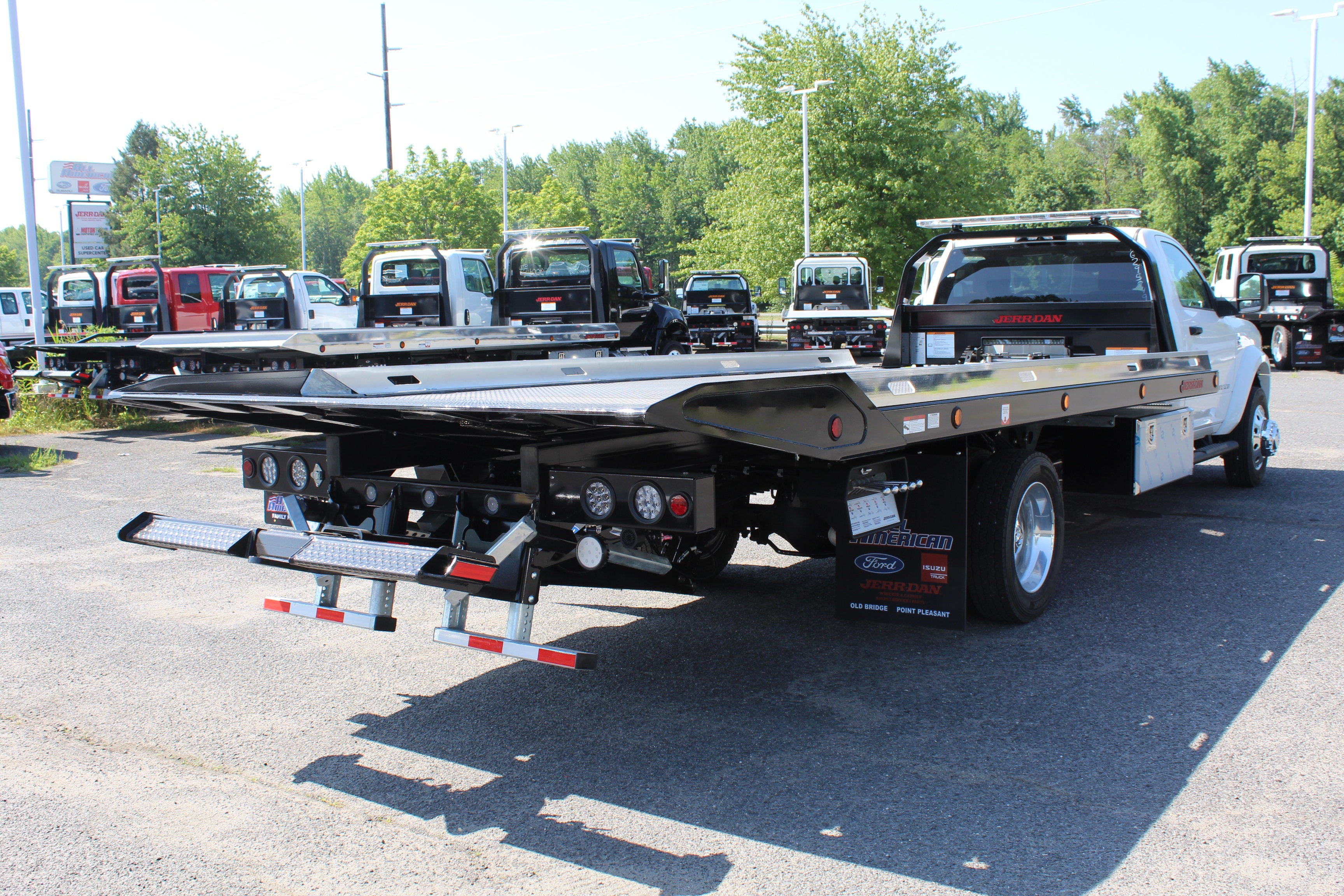 2026 RAM 5500 Jerr-Dan 6-Ton Dual-Angle Steel XLP SD Carrier