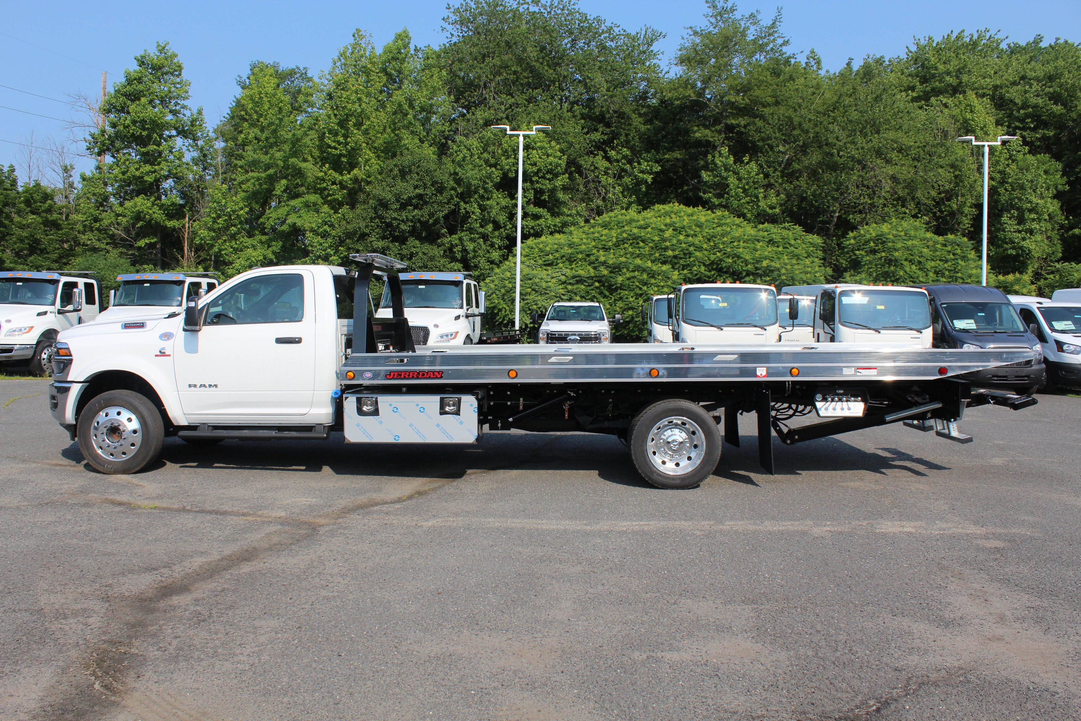 2026 RAM 5500 Jerr-Dan 6-Ton Aluminum XLP SD Carrier