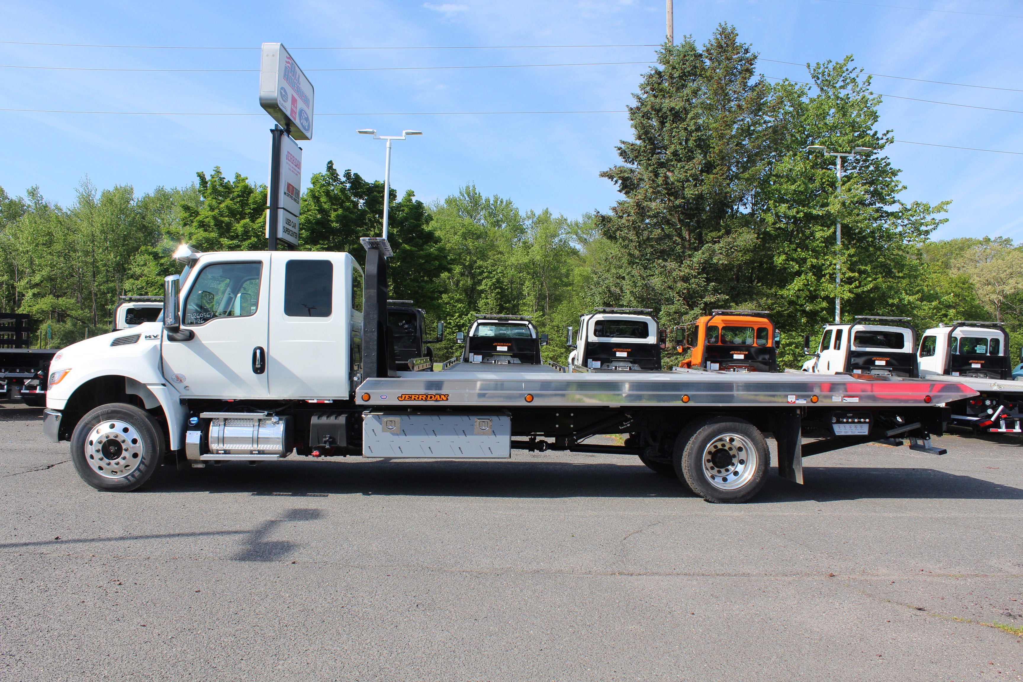 2026 International MV607 Jerr-Dan 6-Ton Aluminum XLP SD Carrier