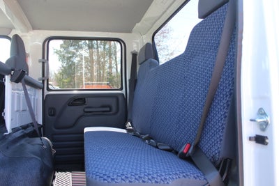 2027 Isuzu NPR Base