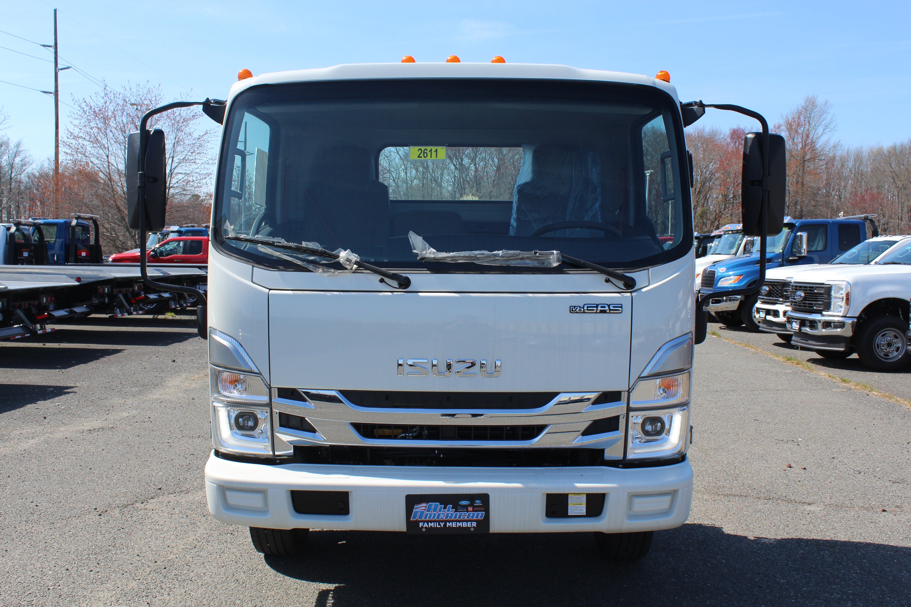 2026 Isuzu NRR Base
