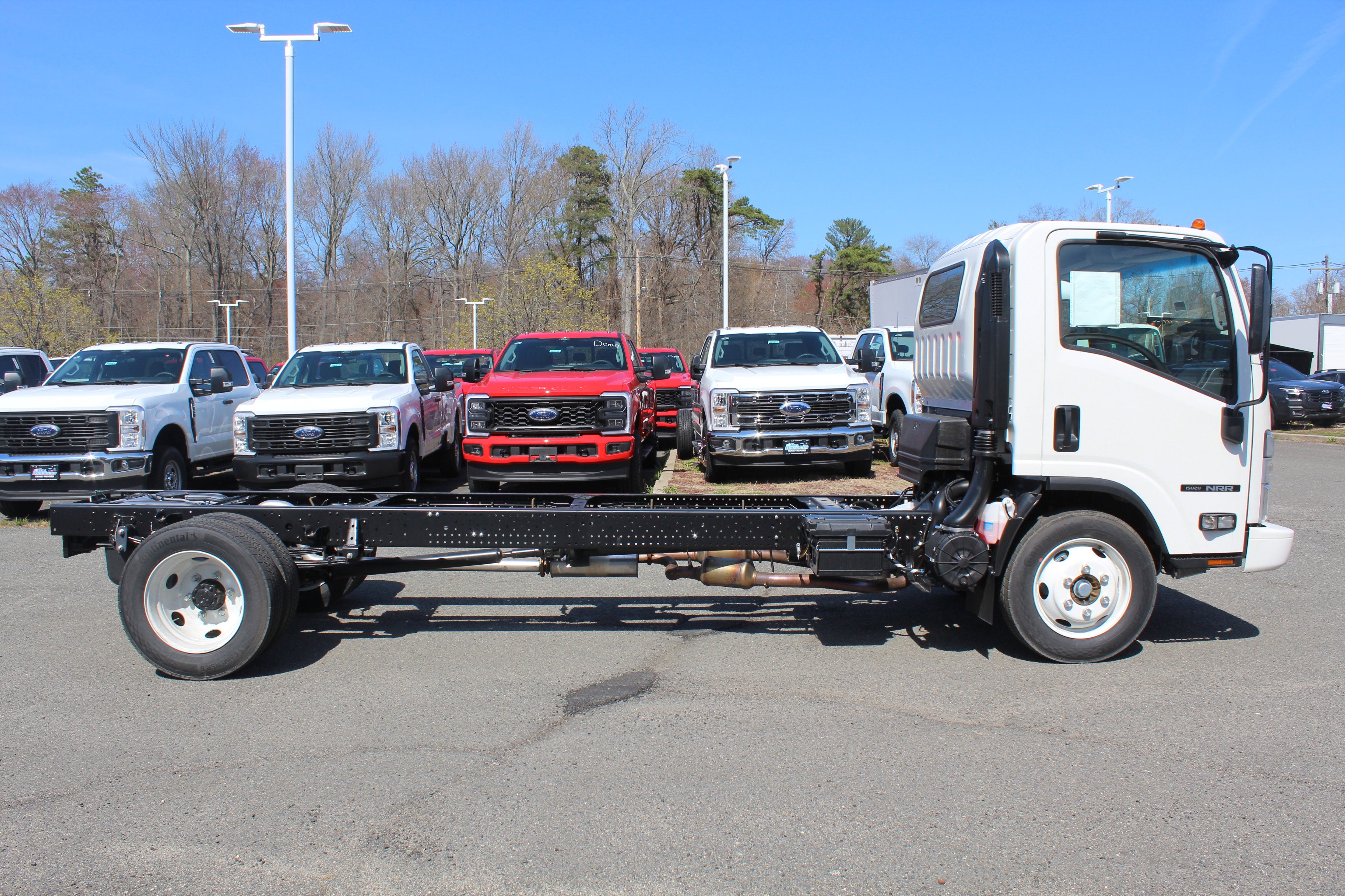 2026 Isuzu NRR Base
