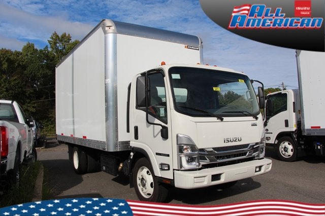 2024 Isuzu NRR 16 FT Box w/ ICC Bumper