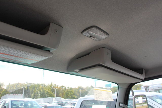 2024 Isuzu NRR 16 FT Box w/ ICC Bumper