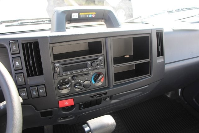 2024 Isuzu NRR 16 FT Box w/ ICC Bumper