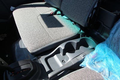 2024 Isuzu NRR 20 FT Box w/ Step Bumper