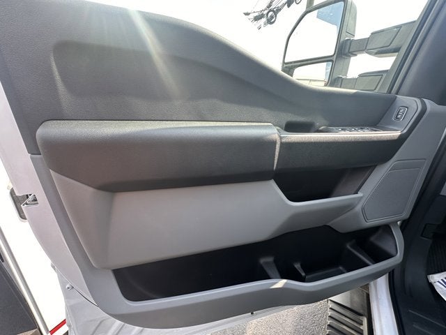 2023 Ford Super Duty F-350 SRW XL