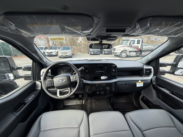 2026 Ford Chassis Cab F-350® XL