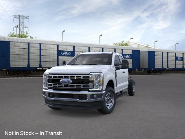 2026 Ford Chassis Cab F-350® XL