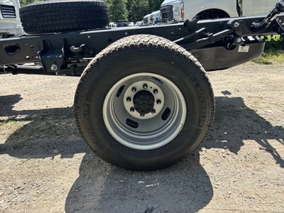 2025 Ford Chassis Cab F-350® XL