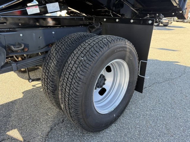 2025 Ford Chassis Cab F-350® XL