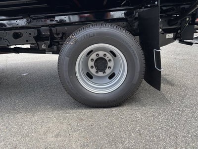 2025 Ford Chassis Cab F-350® XL